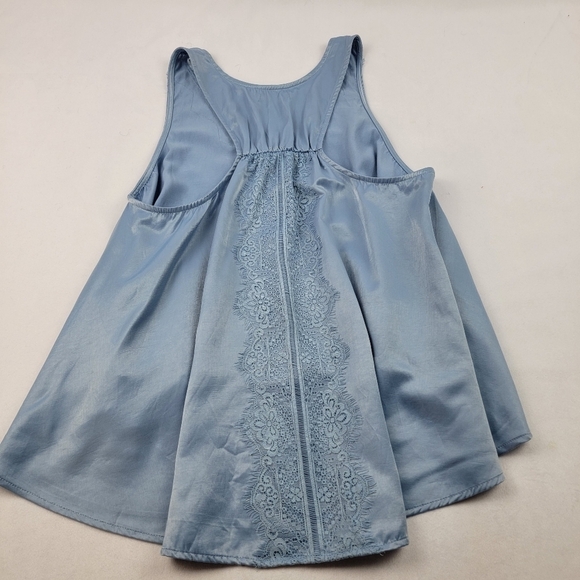 Miou Muse oversized sky blue lace trim racerback hi low blouse - Picture 3 of 4